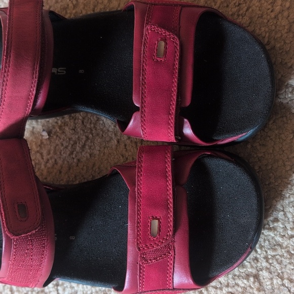 Clarks Springers Red And Black Comfort Ankle Strap Sandals Size 8 - Picture 3 of 9